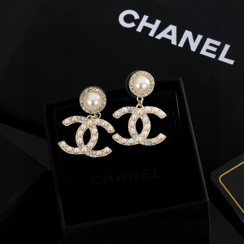 Ch**el earrings